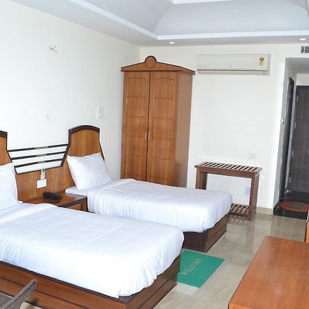 Chopra Residency Hotell Hamirpur Eksteriør bilde
