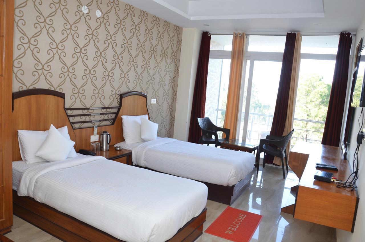 Chopra Residency Hotell Hamirpur Eksteriør bilde
